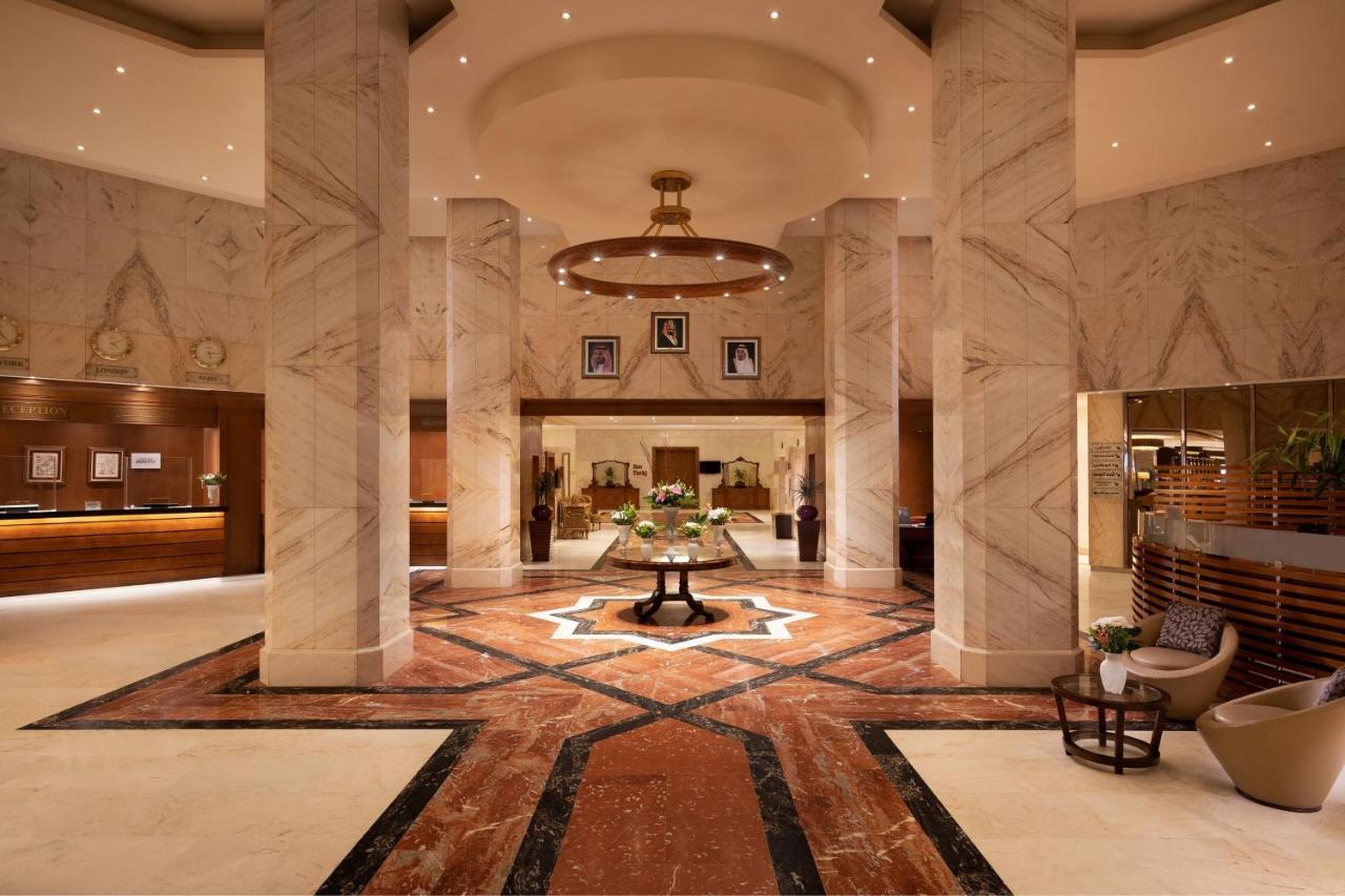 Sheraton & Towers Hotel