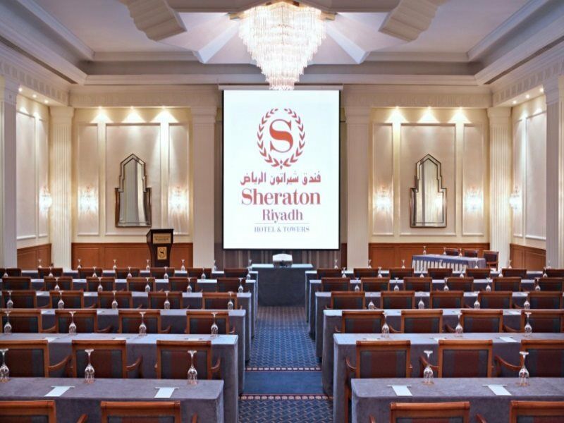 Hotel Sheraton & Towers