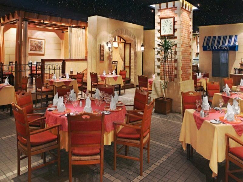 وأبراج شيراتون 5* الرياض